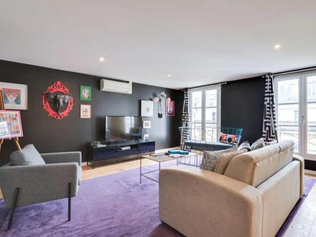 Location House Rue Saint Lazare, Paris