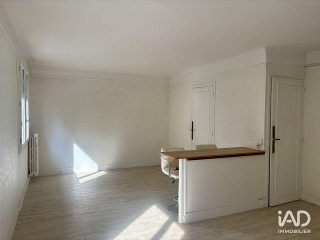 Location Appartement Rue Saint Saëns, Paris