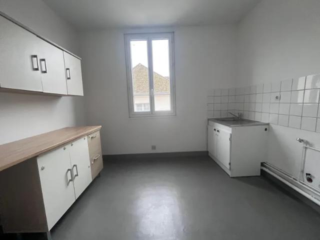Location Appartement Rue Saint Simon, Clairoix