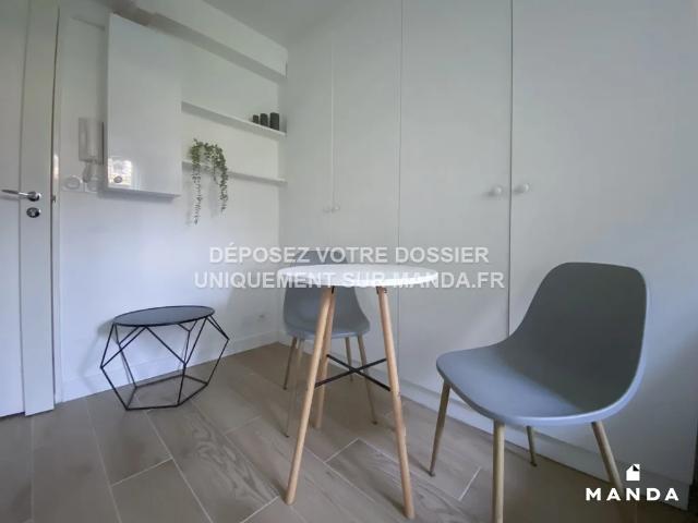 Location Appartement Rue Saint Symphorien, Versailles