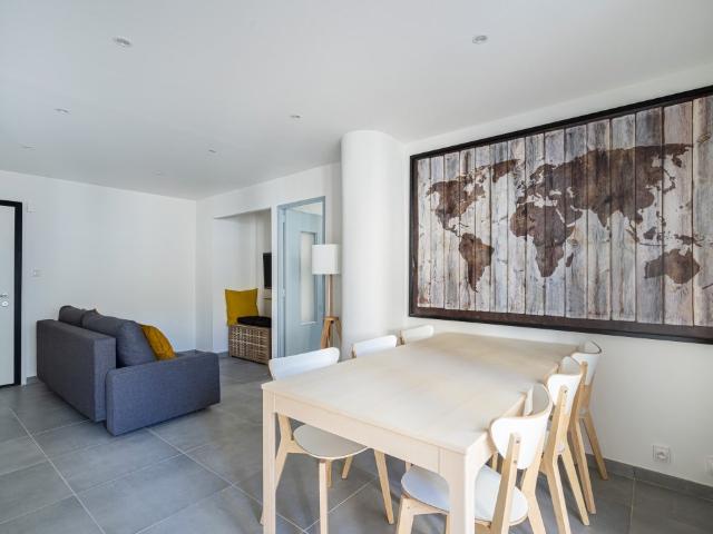 Location Appartement Rue Saint Pierre, Marseille