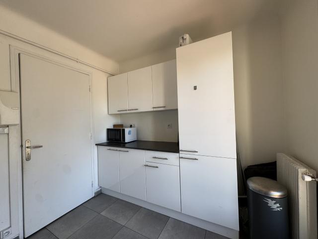 Location Appartement Rue Saint Pierre de Trivisy, Montpellier