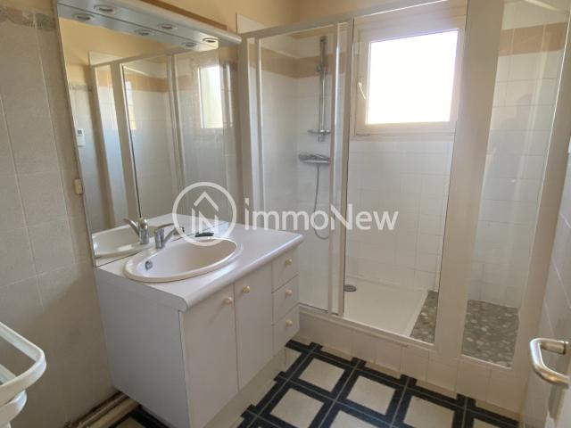 Location Appartement Rue Sainte Marie, Granville