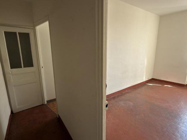 Location Appartement Rue Sainte, Marseille