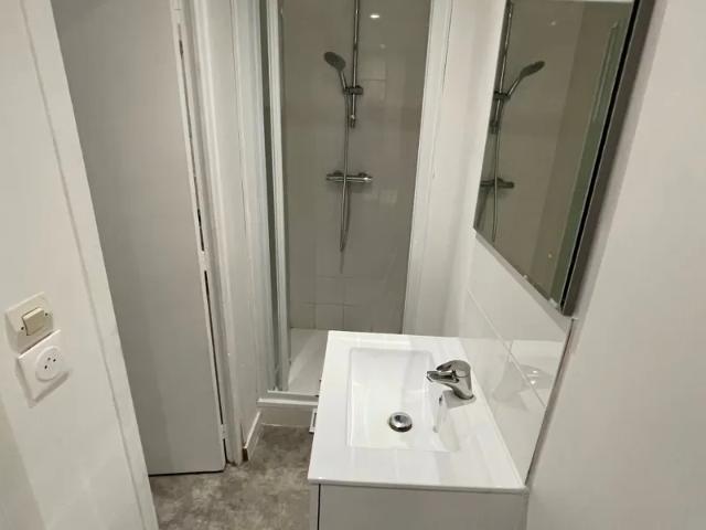 Location Appartement Rue Sainte Barbe, Lille