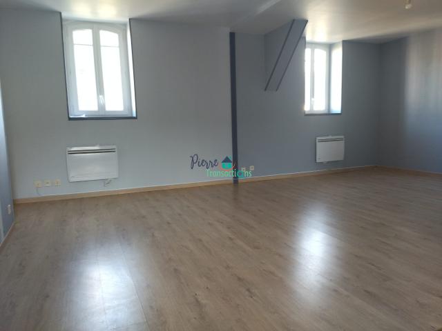 Location Appartement Route de Lillebonne, Saint Antoine la Forêt