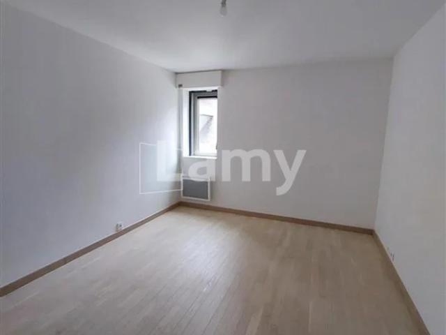 Location Appartement Rue Santeuil, Nantes