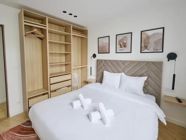 Location Appartement Rue Scipion, Paris