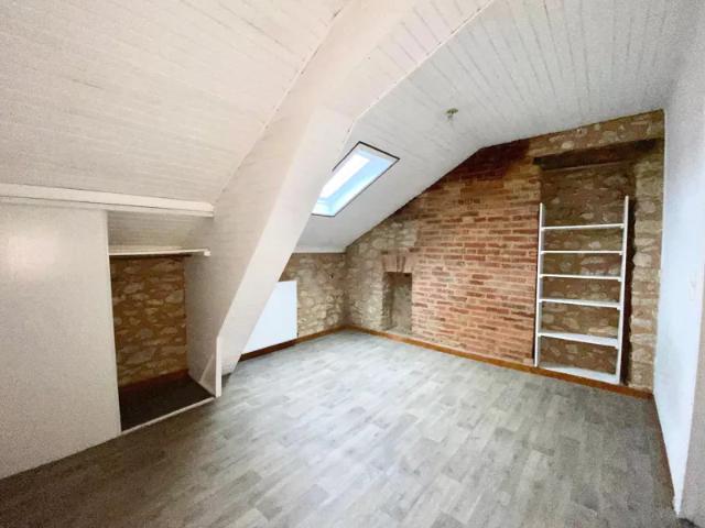 Location Appartement Rue Sévène, Périgueux
