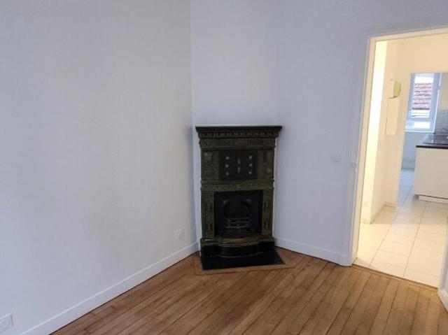 Location Appartement Rue Ségoffin, Courbevoie