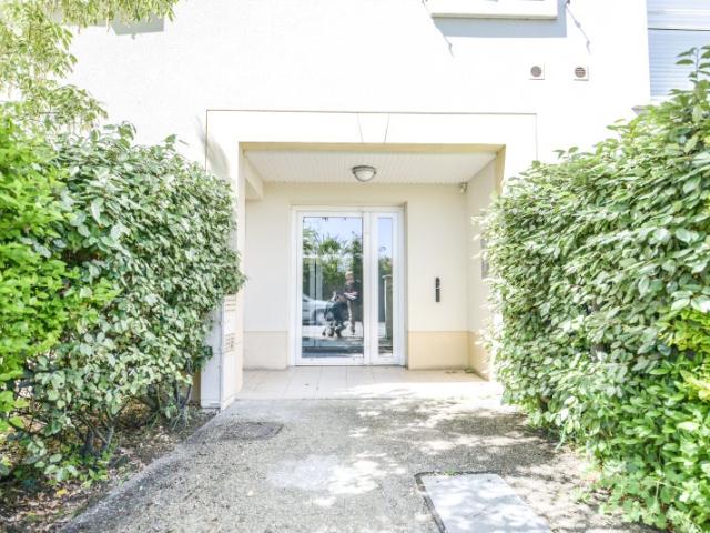 Location Appartement Rue Simone Buisson, Saint André de Cubzac