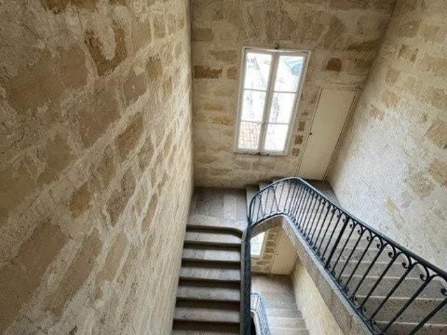 Location Appartement Rue Poyenne, Bordeaux