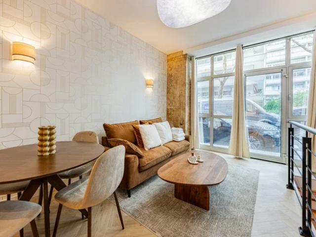 Location Appartement Rue Poliveau, Paris