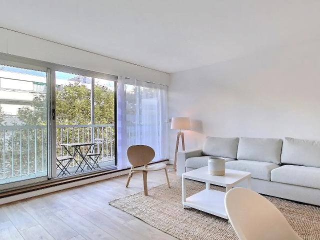 Location Appartement Rue Poliveau, Paris