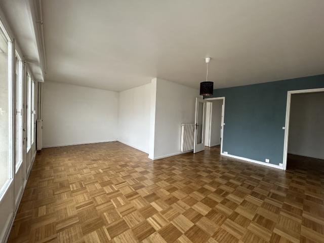 Location Appartement Rue Ponsardin, Reims