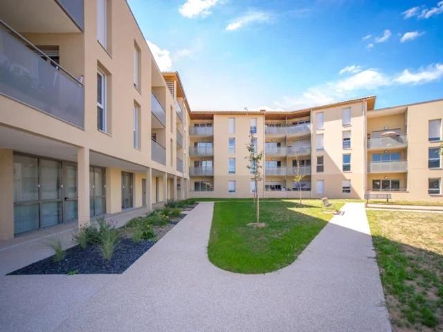 Location Appartement Rue Porte des Prés, Cluny