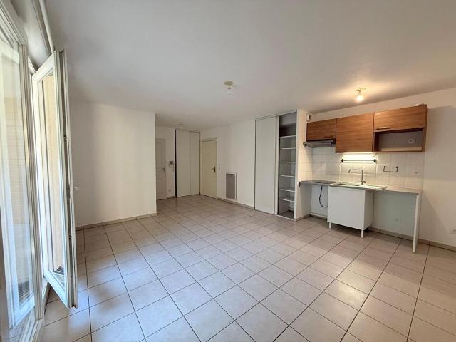 Location Appartement Rue Paul Valéry, Tournefeuille