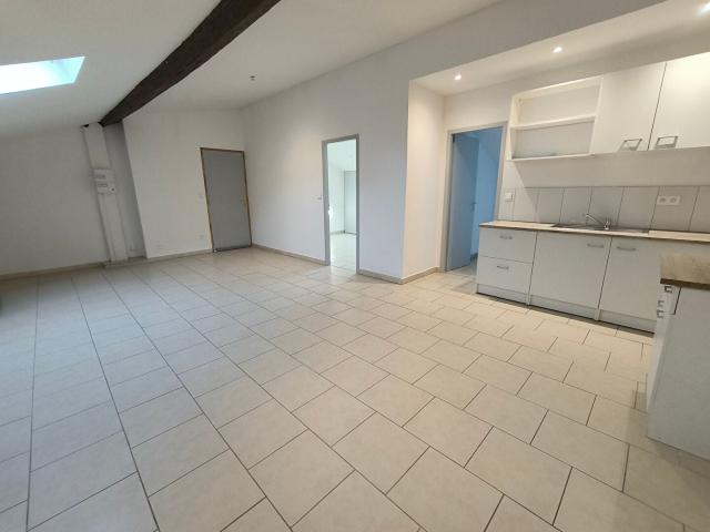 Location Appartement Rue Paul Bert, Lézignan Corbières