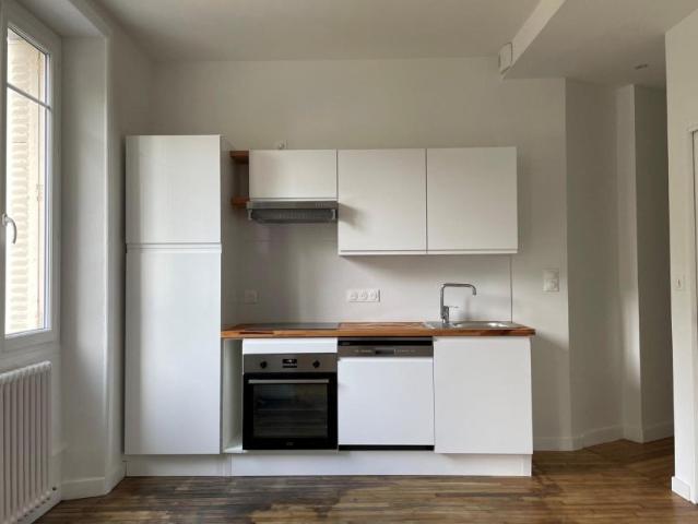 Location Appartement Rue Paul Bert, Rennes