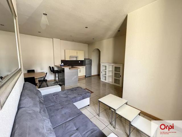 Location Appartement Rue Paul Constans, Montluçon