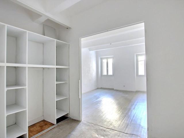 Location Appartement Rue Paul Codaccioni, Marseille