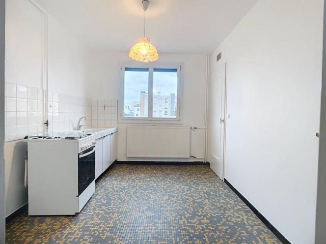 Location Appartement Rue Paul Painlevé, Saint Priest