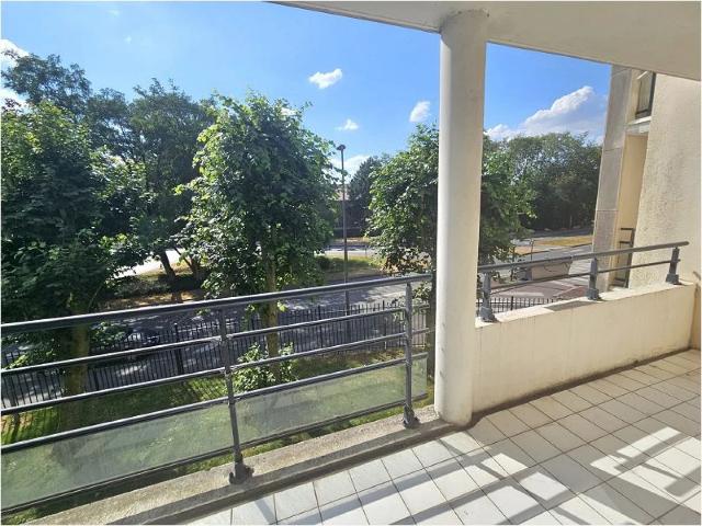 Location Appartement Rue Paul Ramadier, Lille