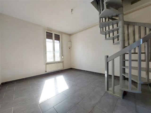 Location Appartement Rue Pavée, Elbeuf