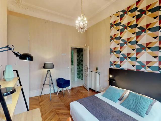 Location Appartement Rue Papillon, Paris