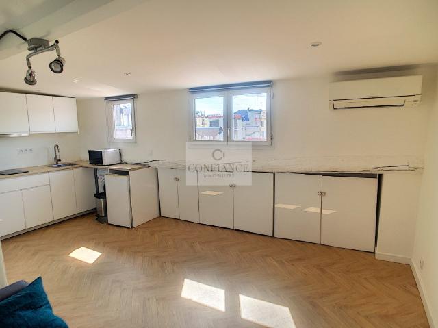 Location Appartement Rue Paradis, Nice