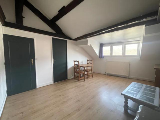 Location Appartement Rue Pasteur, Arpajon