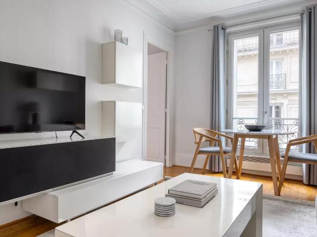 Location Appartement Rue Pétion, Paris