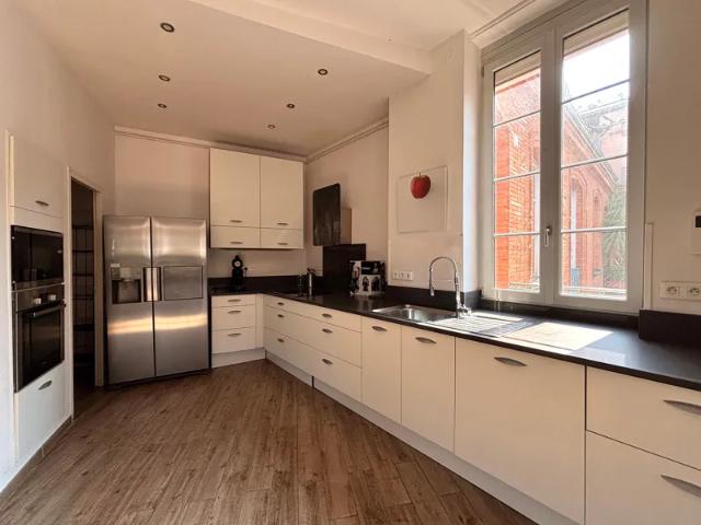 Location Appartement Rue Peyrolières, Toulouse