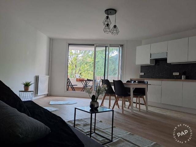 Location Appartement Rue Père André Jarlan, Évry