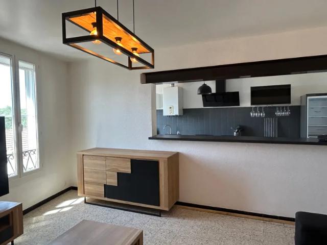 Location Appartement Rue Charles Gounod, Vauvert