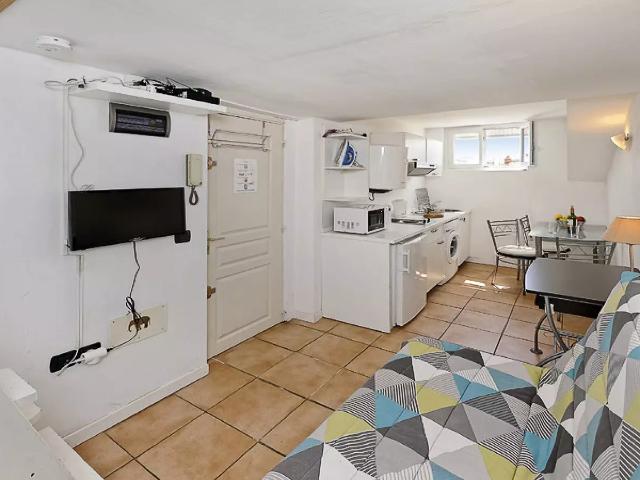 Location Appartement Rue Pertinax, Nice