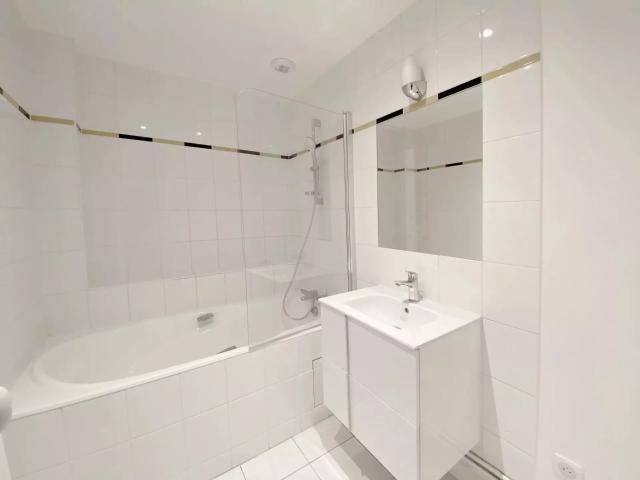Location Appartement Rue Pestalozzi, Paris