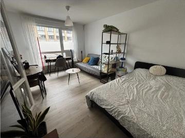 Location Appartement Rue Philippe Laurent Roland, Lille