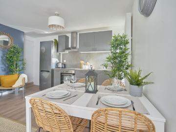 Location Appartement Rue Philippe Laurent Roland, Lille