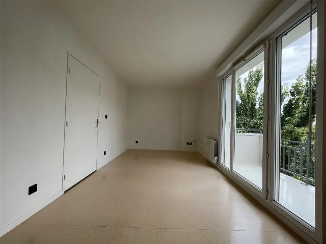 Location Appartement Rue Piedgrouille, Orléans