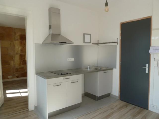 Location Appartement Rue Pierre Noguey, Bordeaux