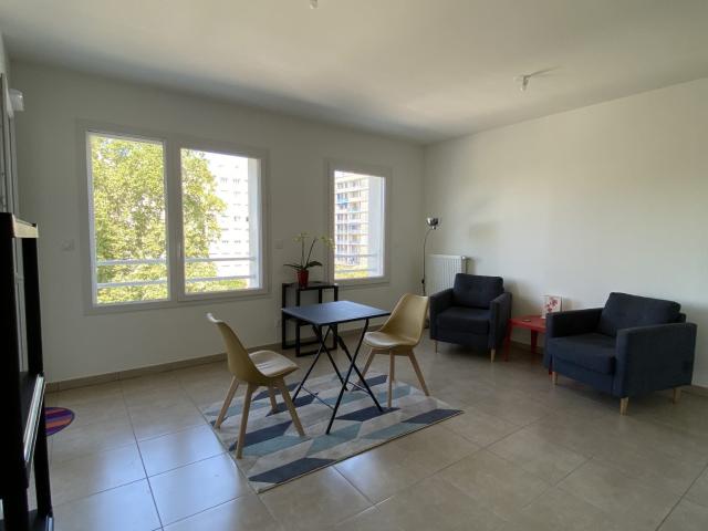 Location Appartement Rue Pierre Baratin, Villeurbanne
