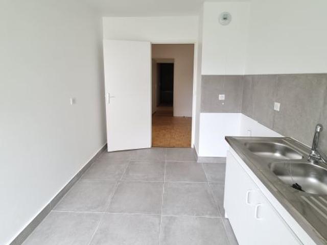 Location Appartement Rue Pierre Clostermann, Le Chesnay Rocquencourt