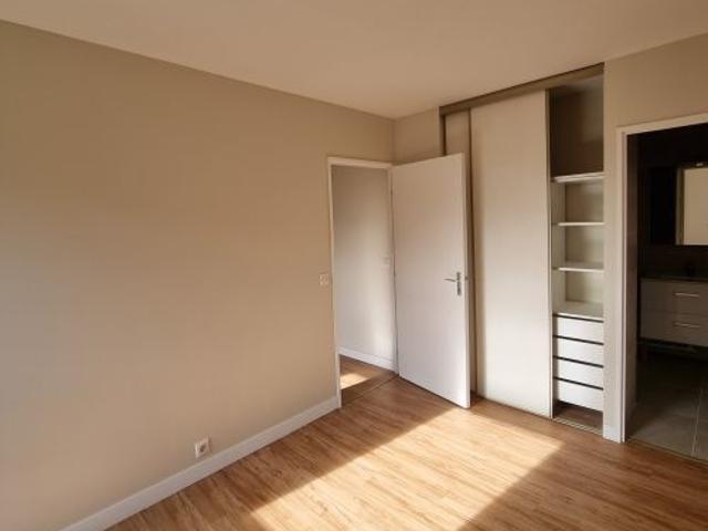 Location Appartement Rue Pierre Clostermann, Le Chesnay Rocquencourt