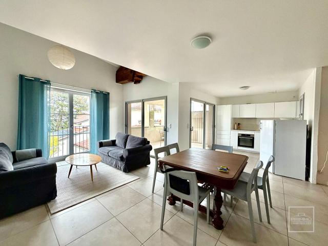 Location Appartement Rue Pierre Dupont, Saint Cyr au Mont d'Or