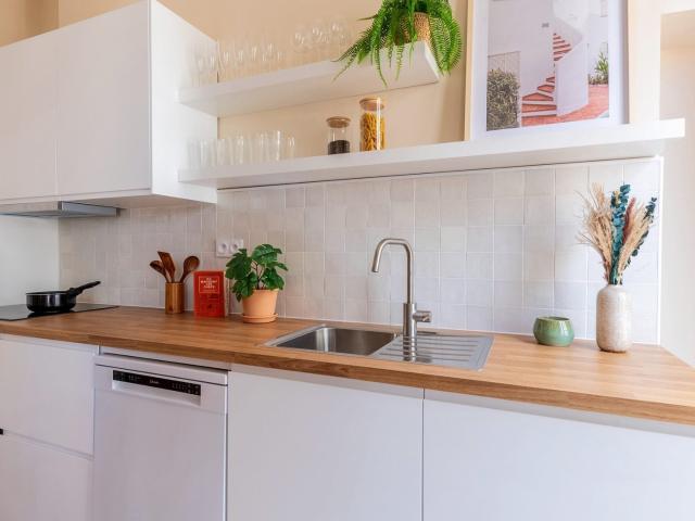 Location Appartement Rue Pierre Dupré, Marseille