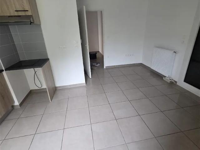 Location Appartement Rue Pierre de Nogaret, Saint Jory
