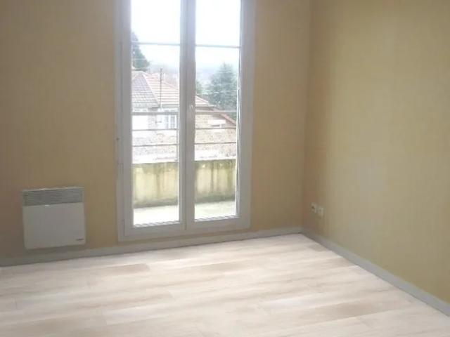 Location Appartement Rue Pierre et Marie Curie, Margny lès Compiègne