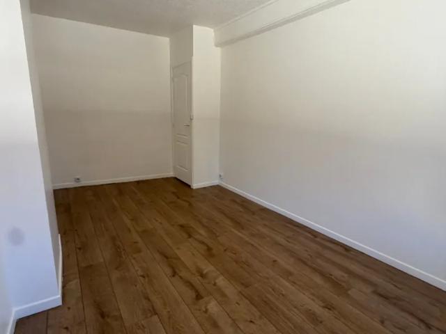 Location Appartement Rue Pierre Fourel, Saint Genis Laval