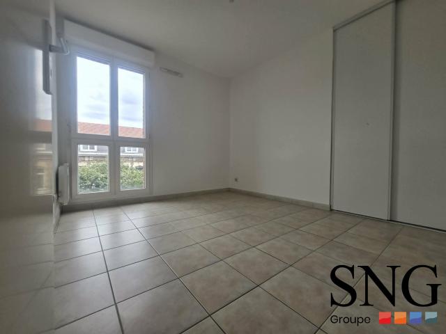 Location Appartement Rue Pierre Legrand, Lille